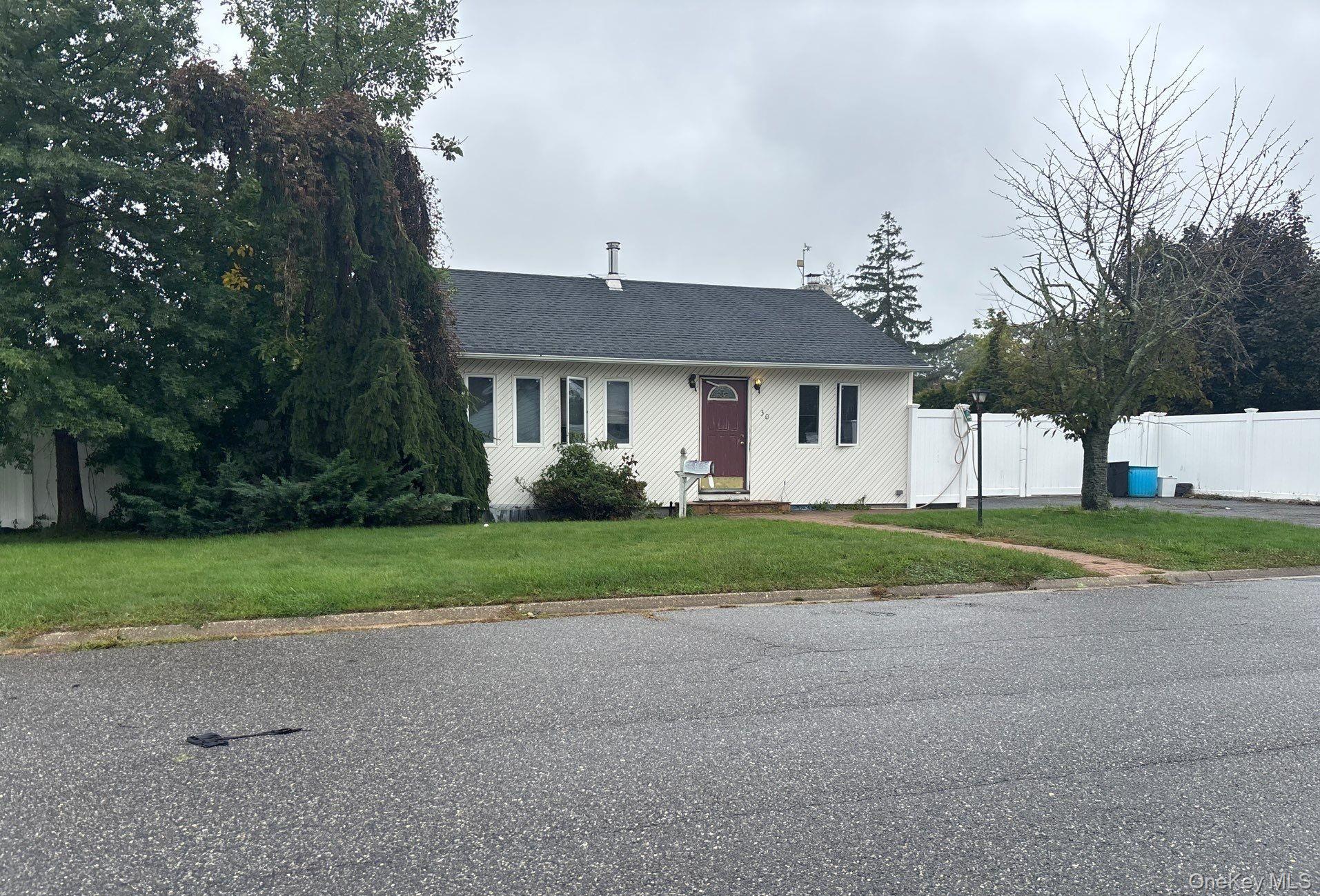 30 Jenkins Avenue Property Photo 1