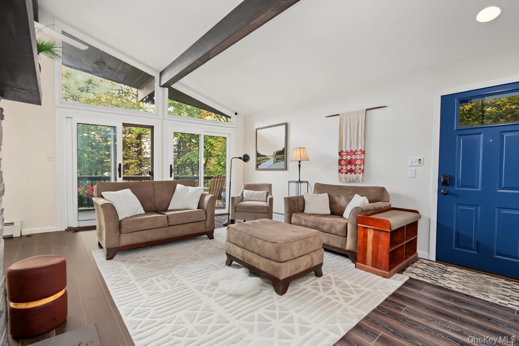 123 Lake Shore Drive Property Photo 14