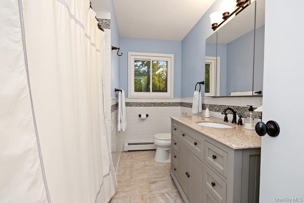 123 Lake Shore Drive Property Photo 25