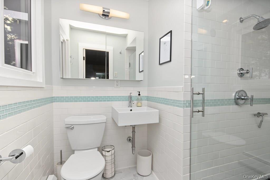 123 Lake Shore Drive Property Photo 31