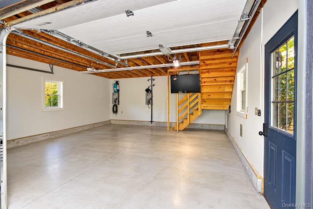 123 Lake Shore Drive Property Photo 38