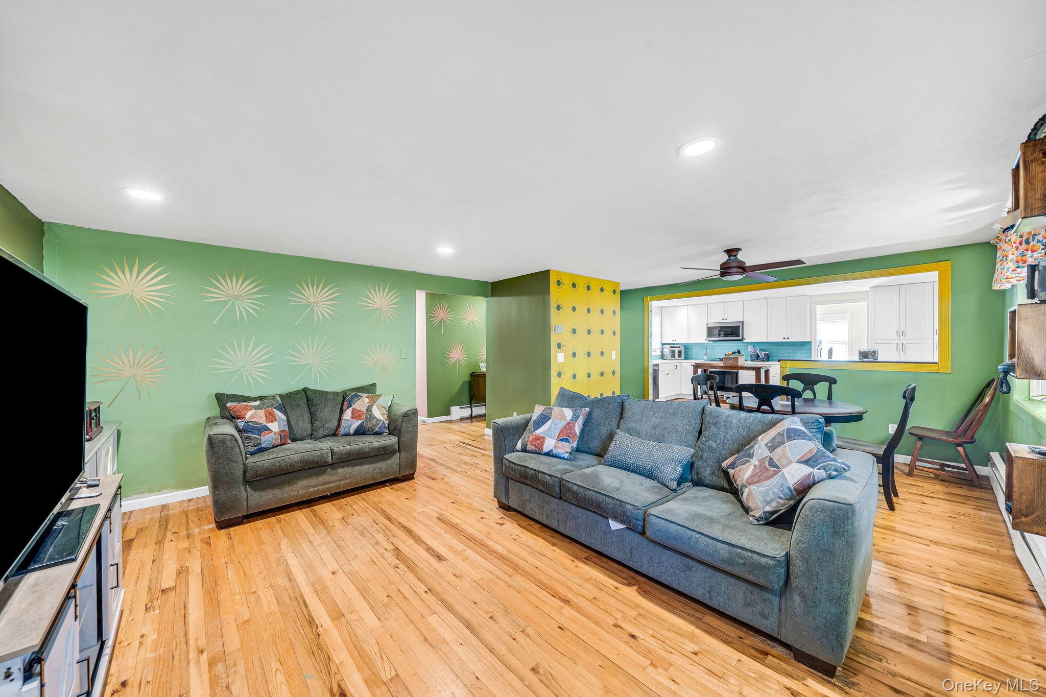 12 Mountain Street Property Photo 6