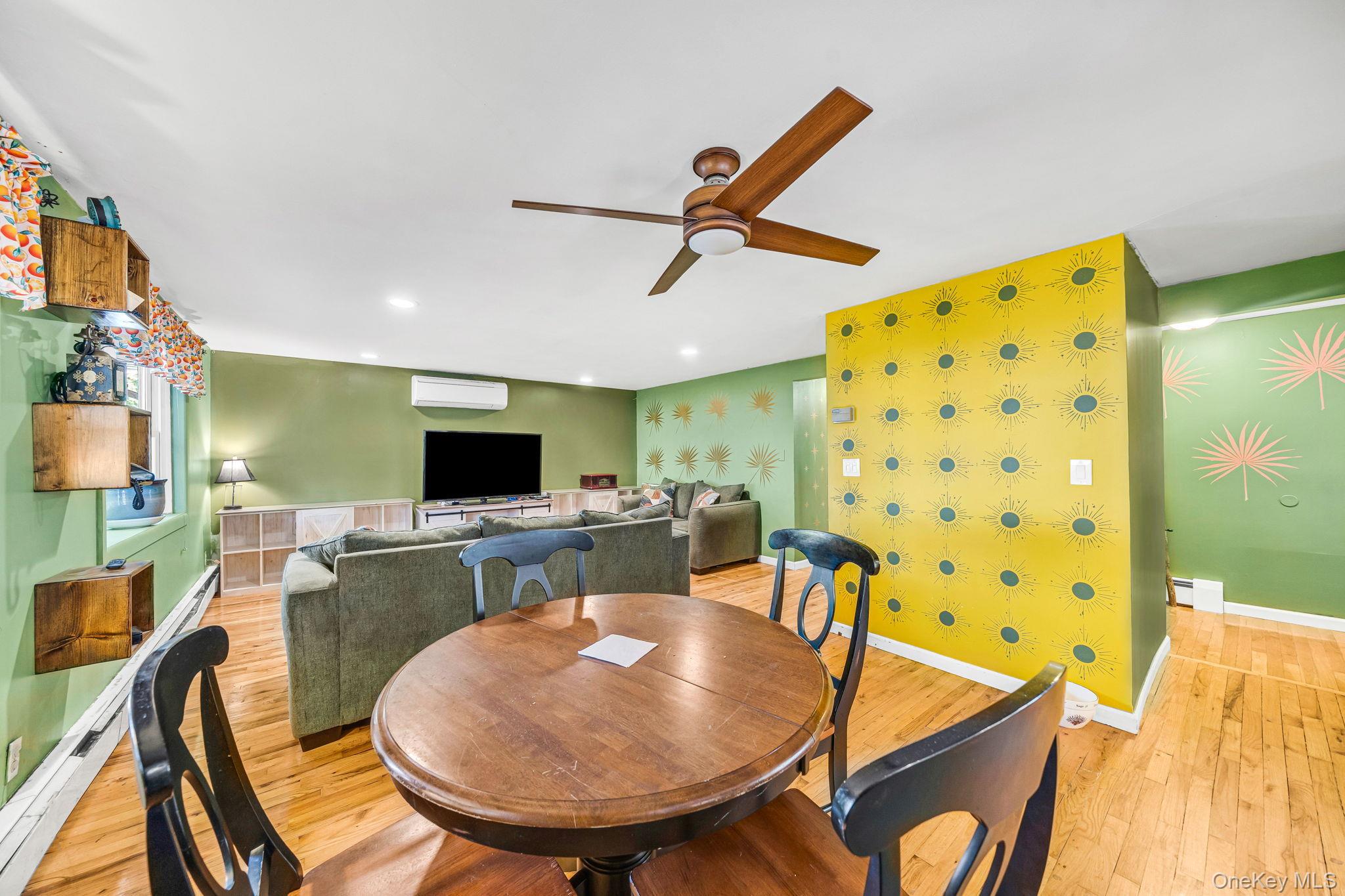 12 Mountain Street Property Photo 8