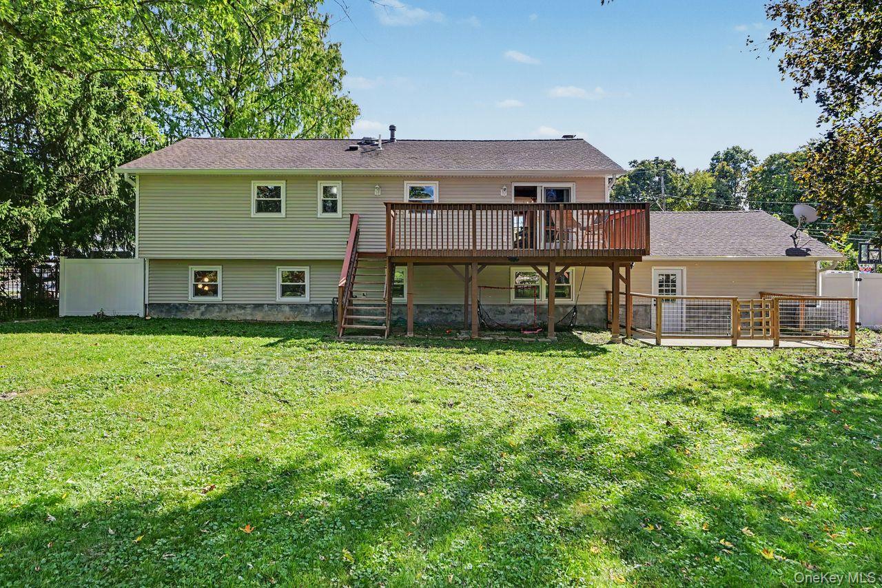 14 Tor Road Property Photo 37
