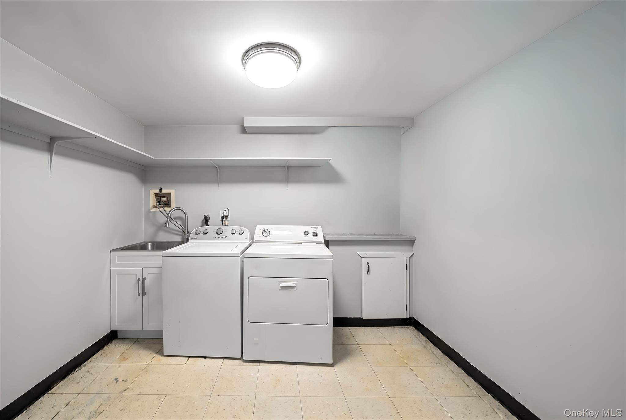 5 Spruce Lane Property Photo 22