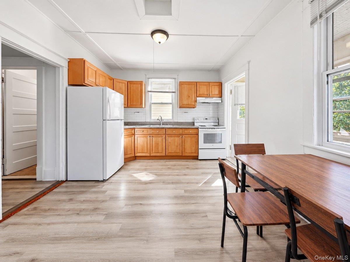 12 Edgewood Avenue Property Photo 13