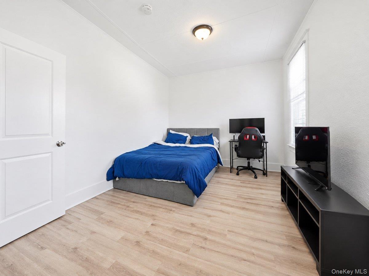 12 Edgewood Avenue Property Photo 18
