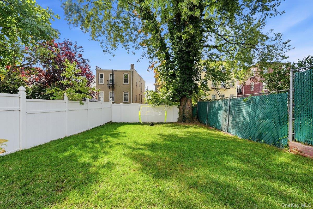 12 Edgewood Avenue Property Photo 24