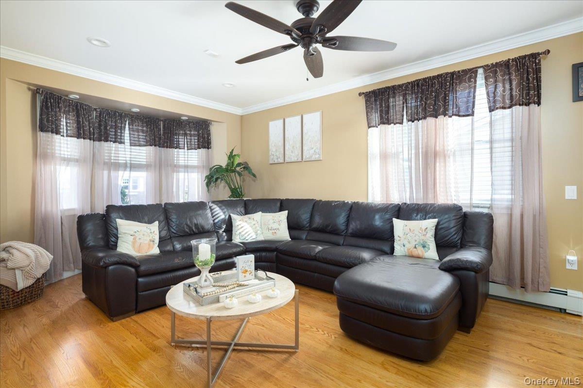 206 Grange Street Property Photo 4