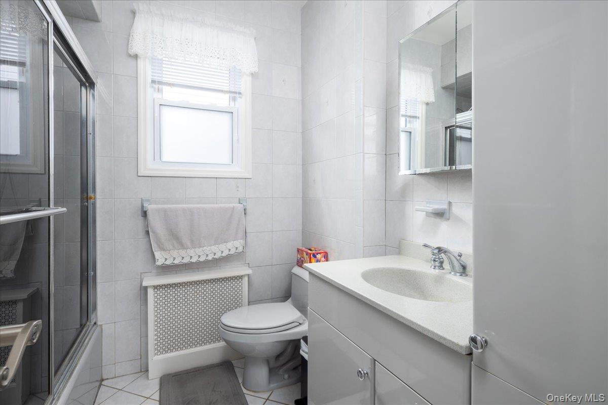 206 Grange Street Property Photo 8