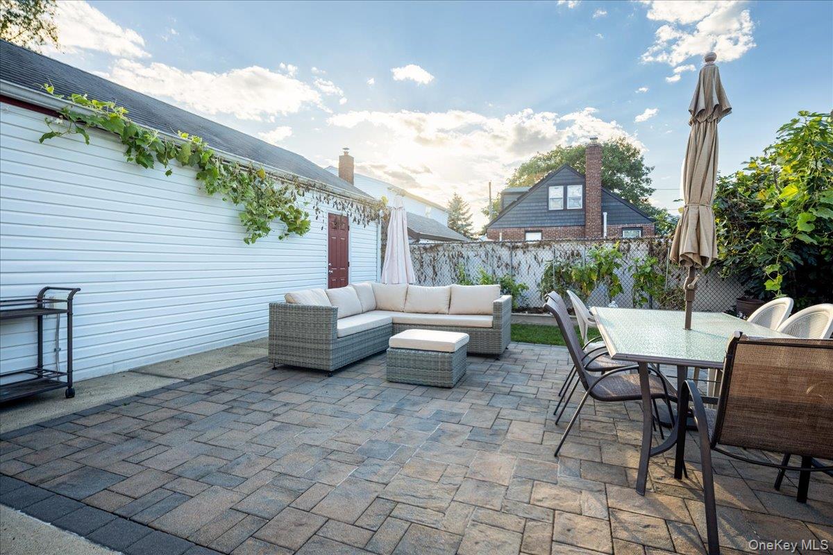206 Grange Street Property Photo 30