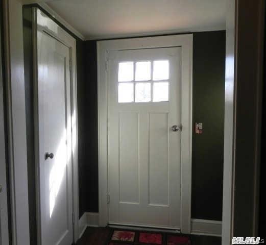 494 Old Country Road Property Photo 2