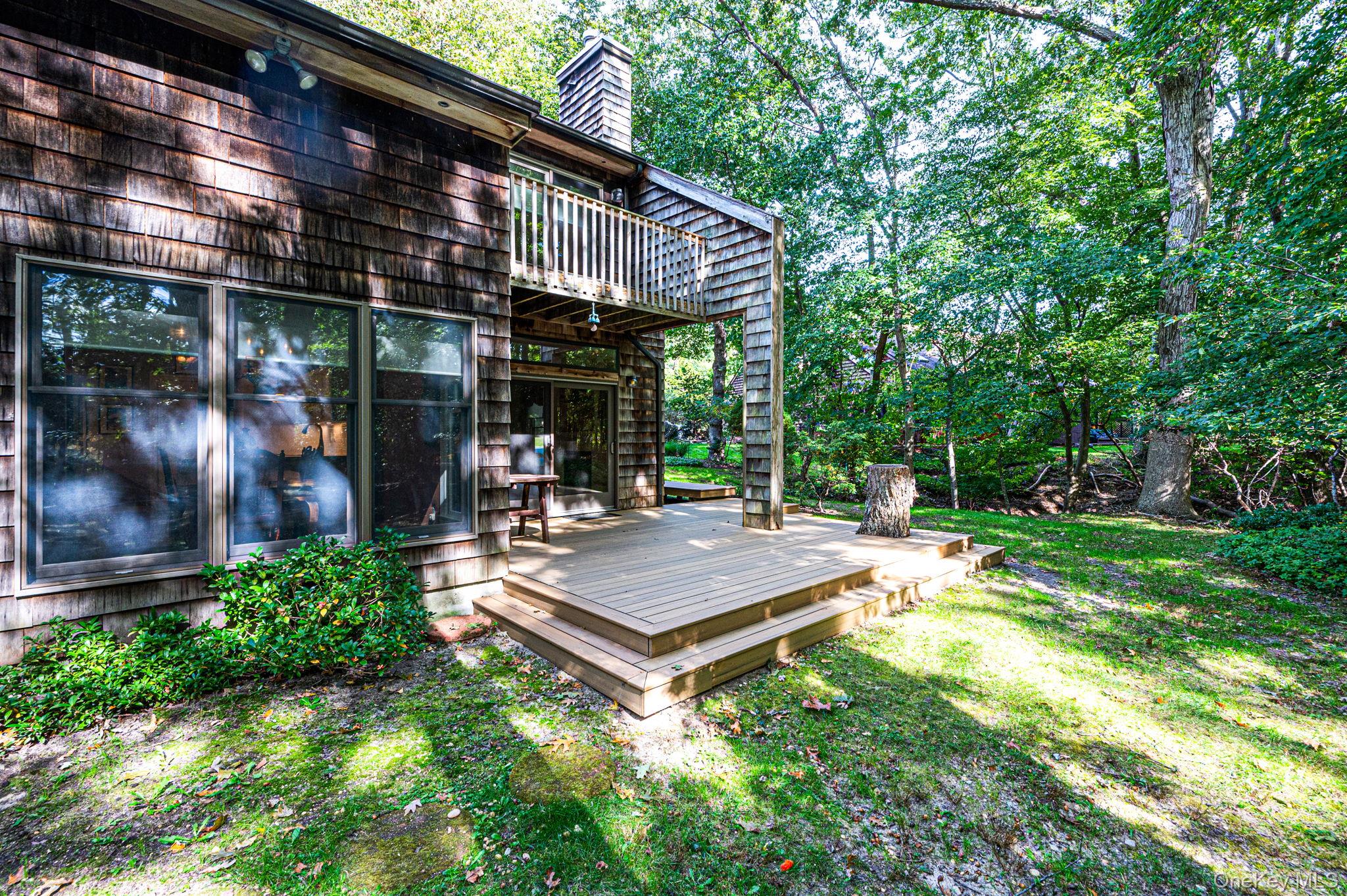 901 Pepperidge Lake Road Property Photo 6