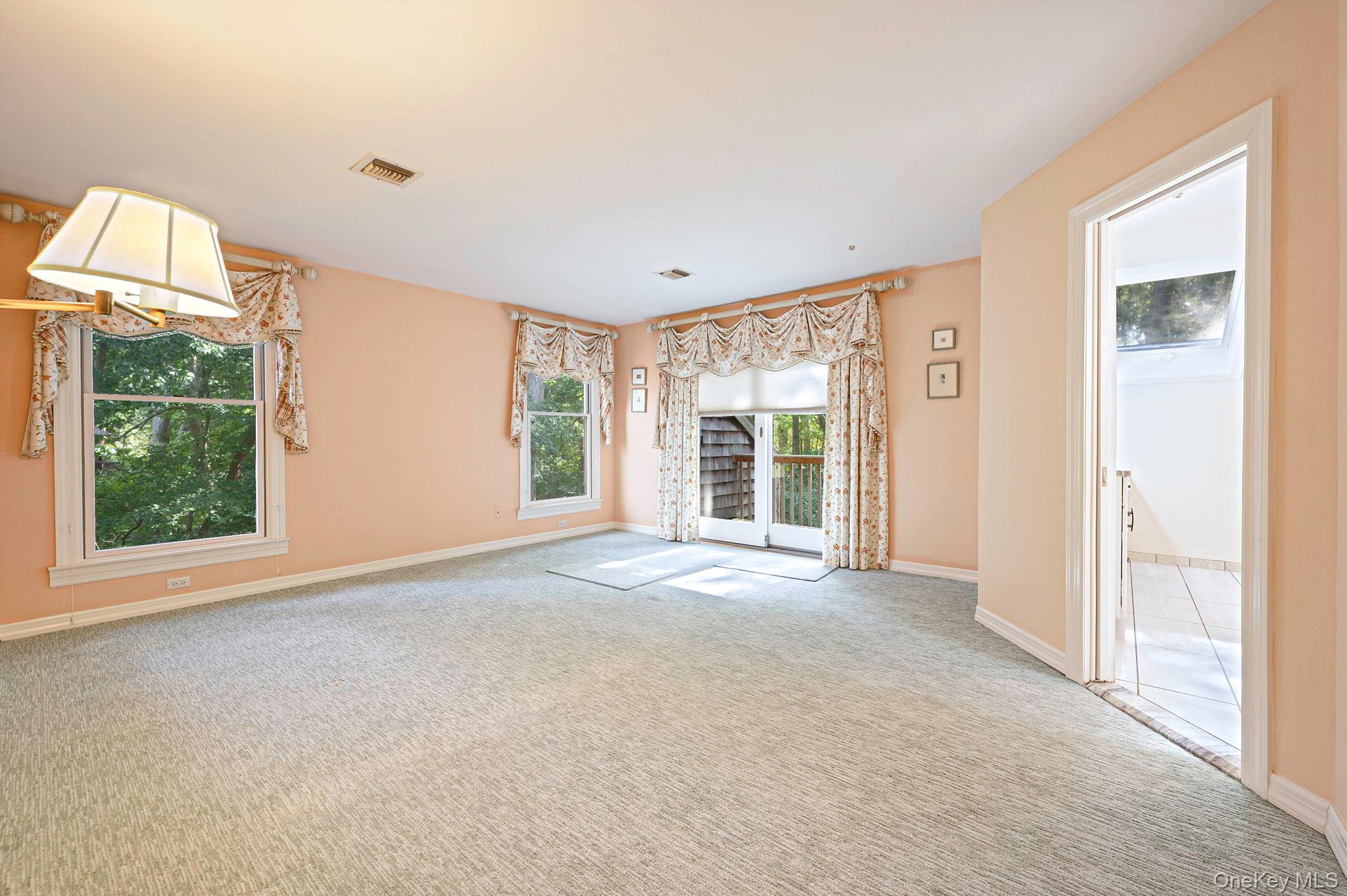 901 Pepperidge Lake Road Property Photo 31