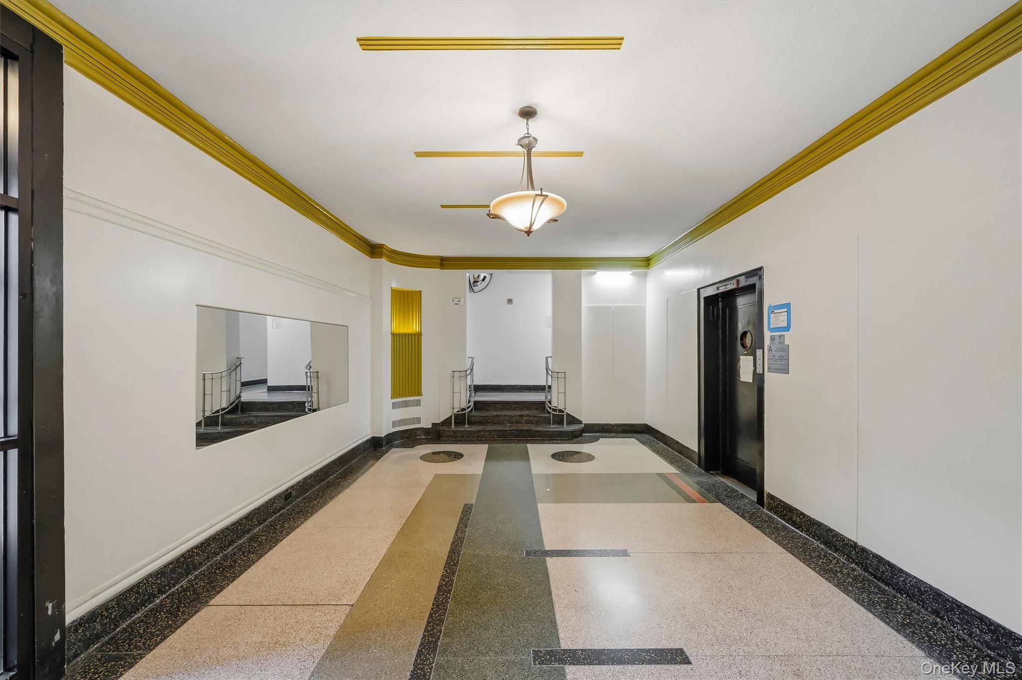 2160 Bronx Park 5d Property Photo 4