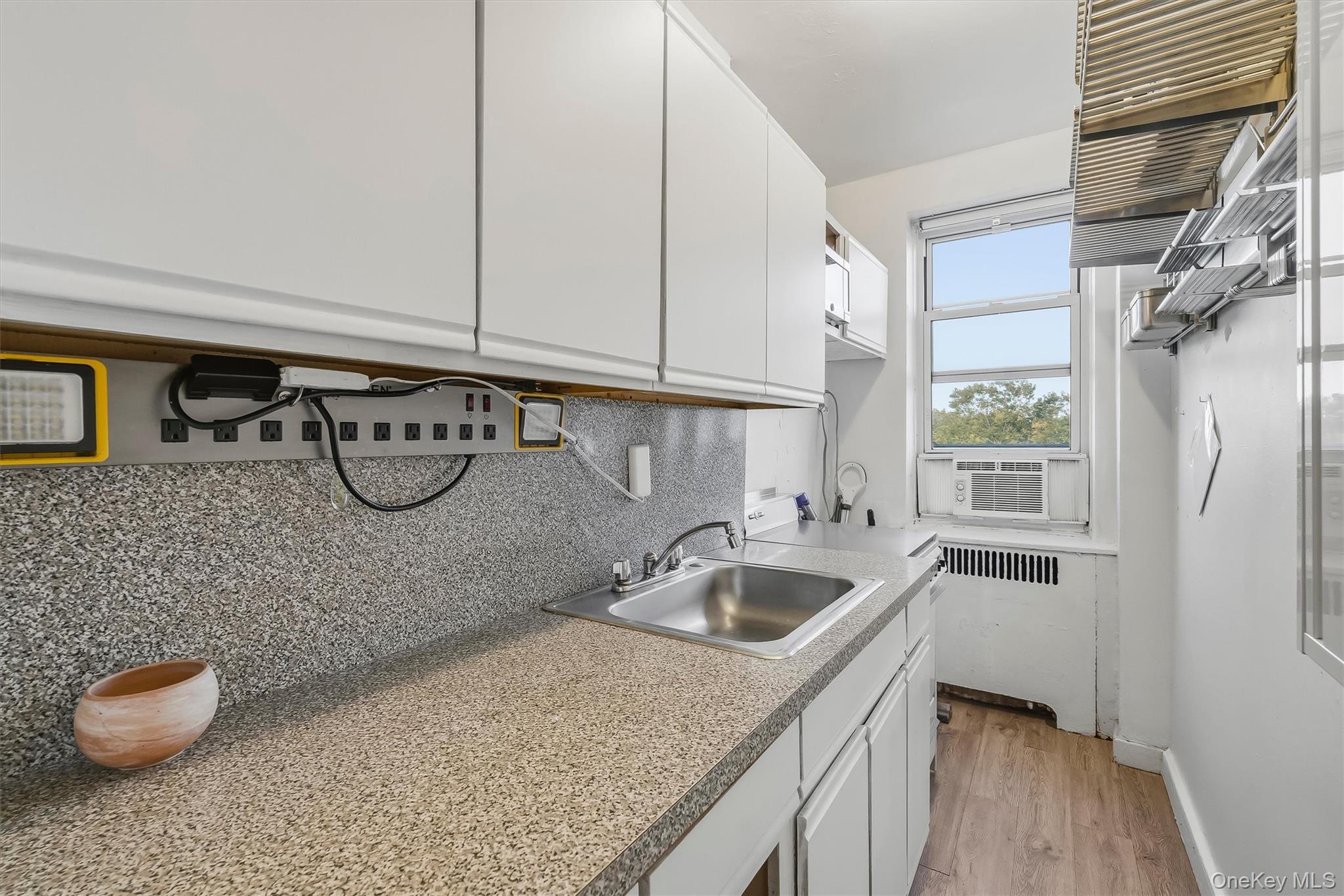 2160 Bronx Park 5d Property Photo 14