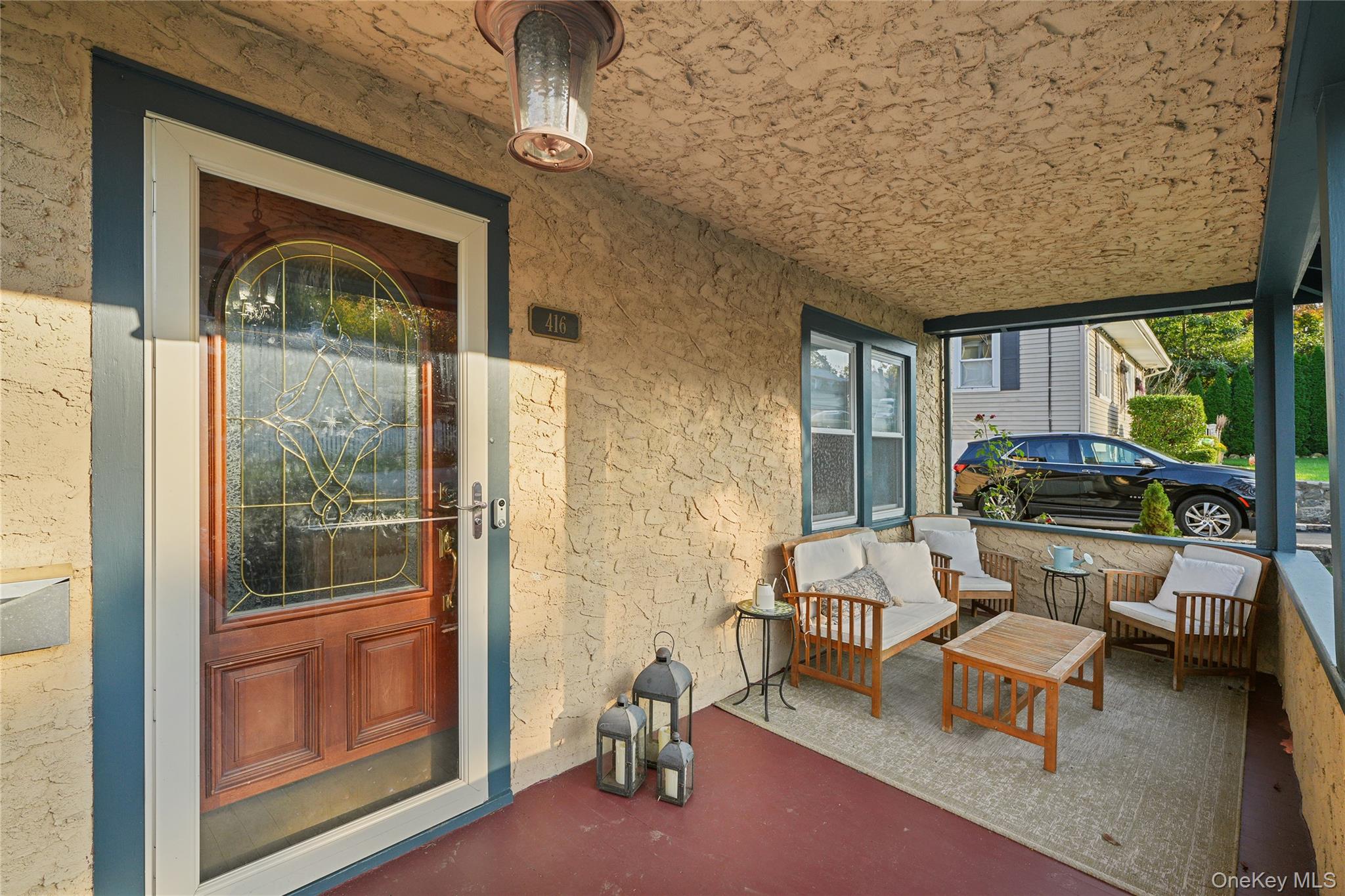416 Willis Avenue Property Photo 5