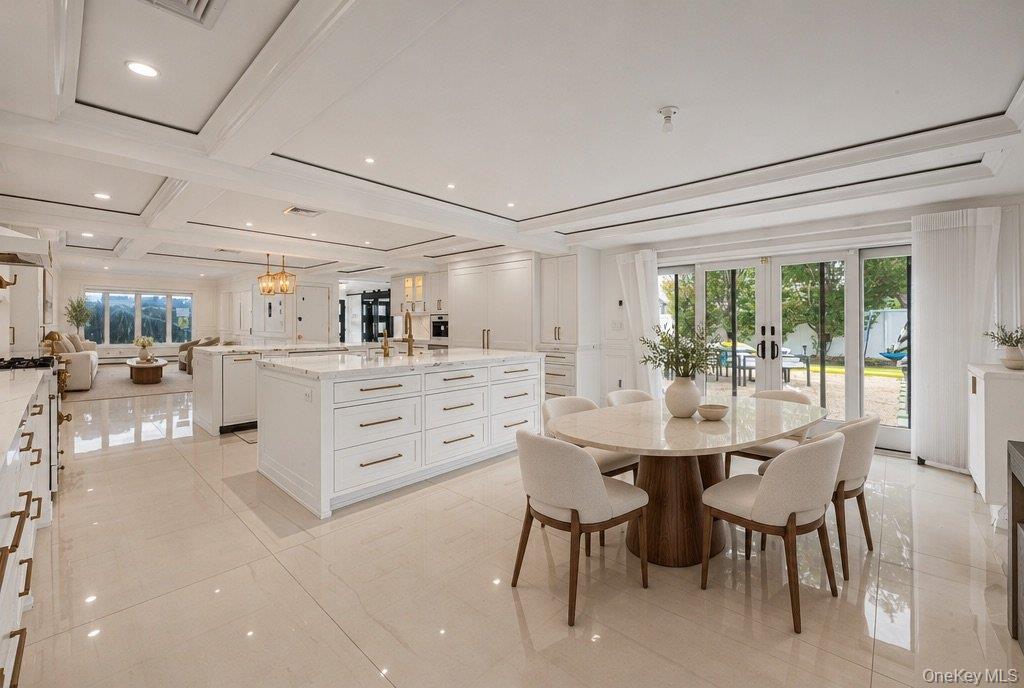 48 Shore Drive Property Photo 6