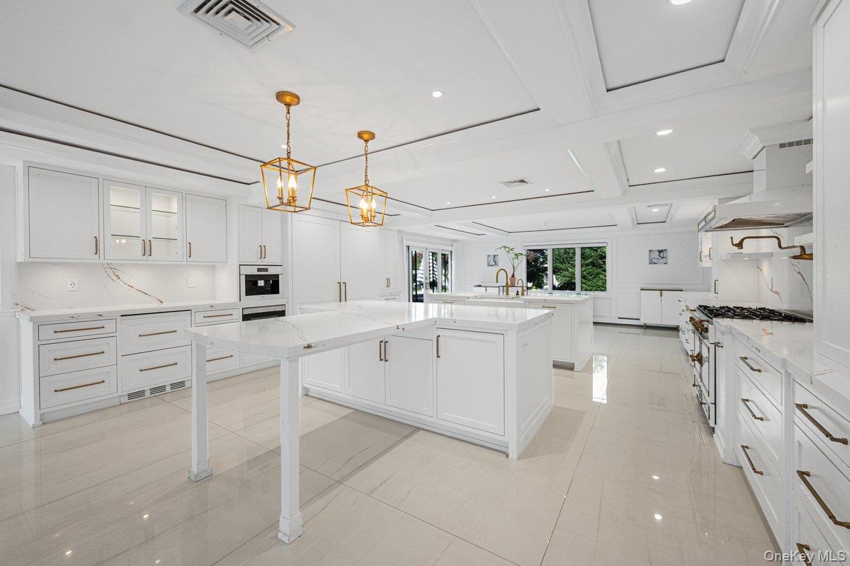 48 Shore Drive Property Photo 7