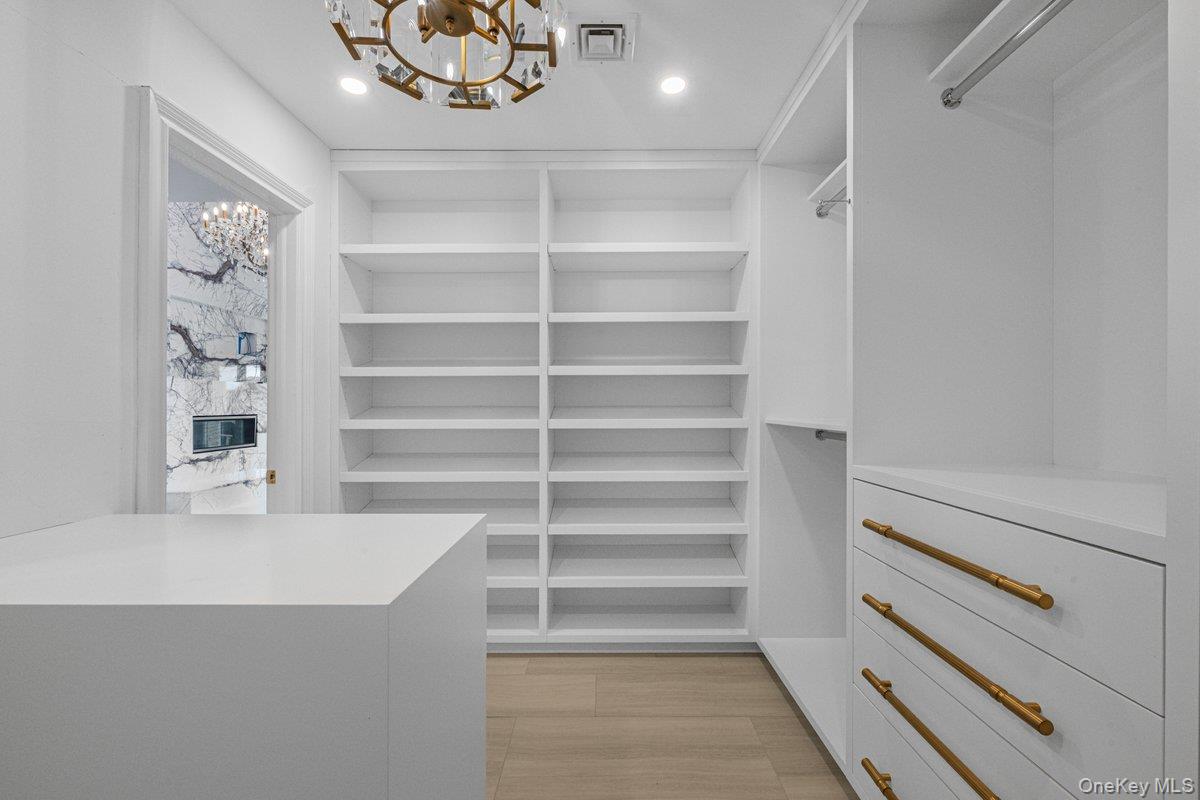 48 Shore Drive Property Photo 15