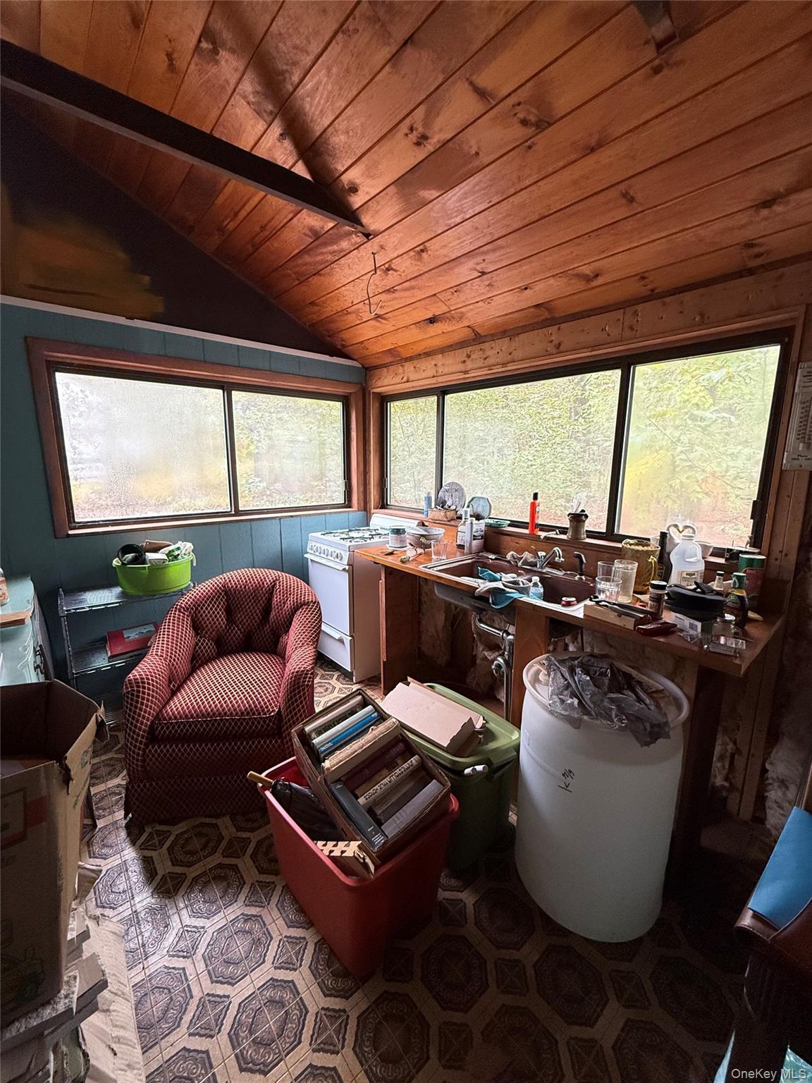 6 W Oakland Drive Property Photo 12