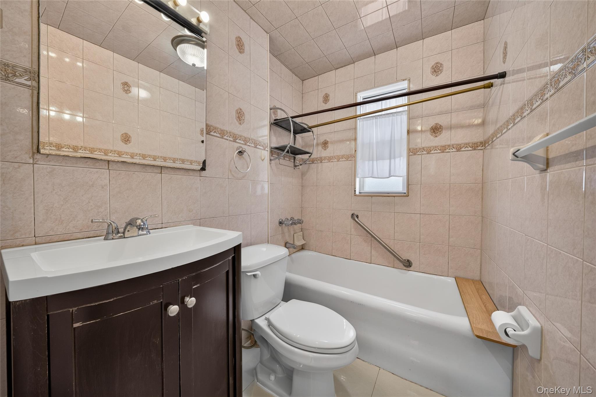 85-17 66th Road Property Photo 15