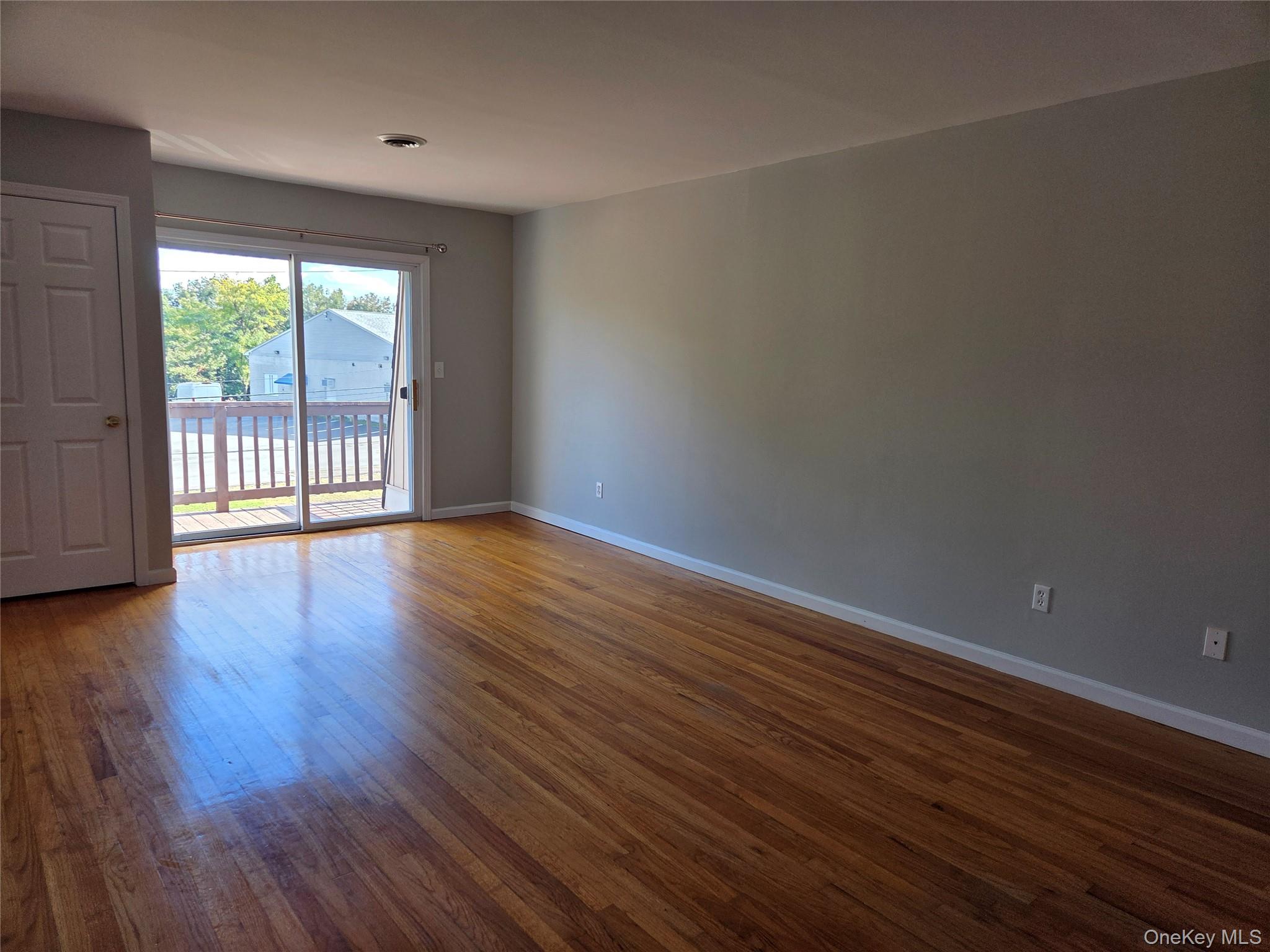 14 Pavilion Road 7 Property Photo 5