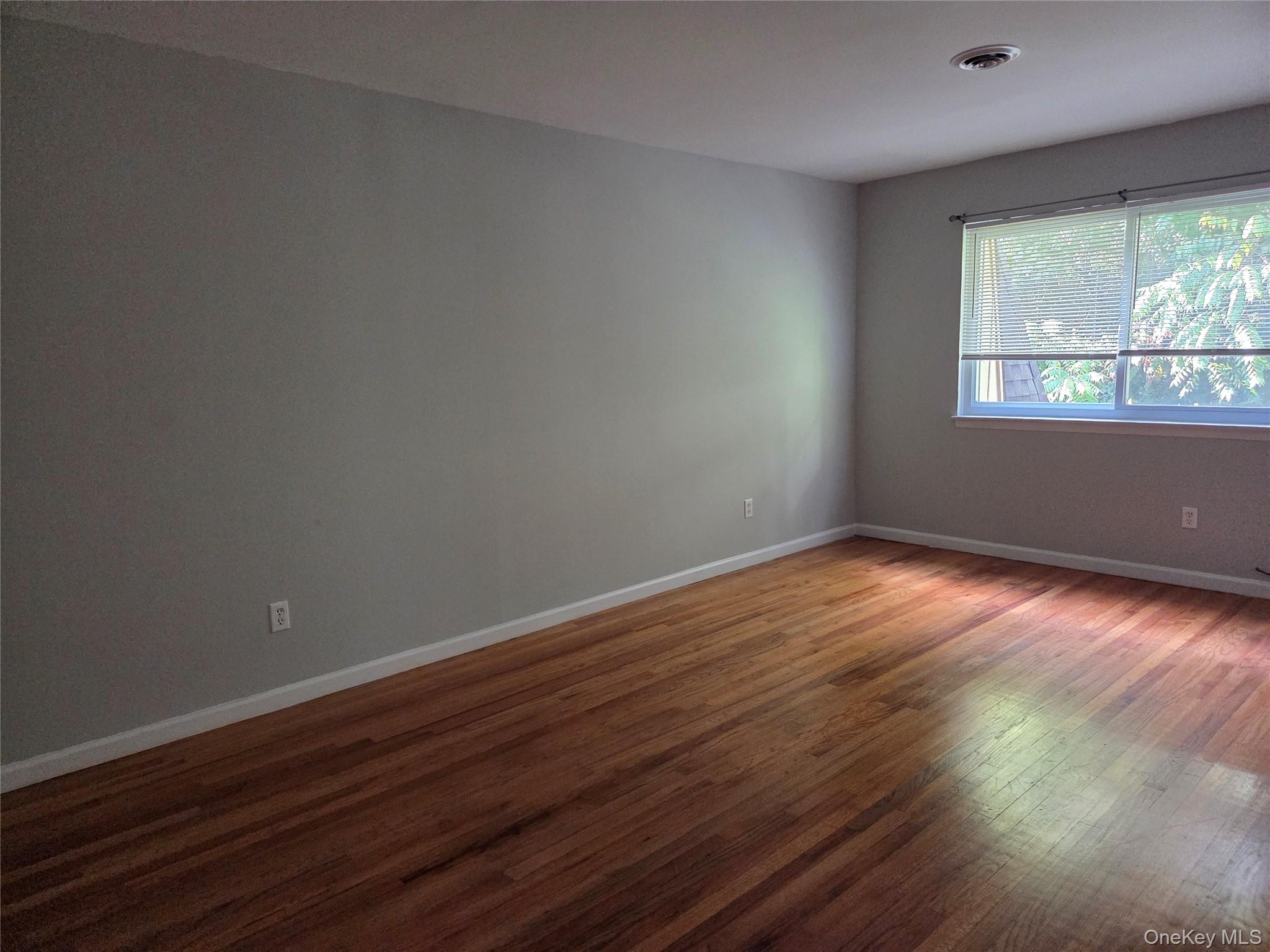 14 Pavilion Road 7 Property Photo 8