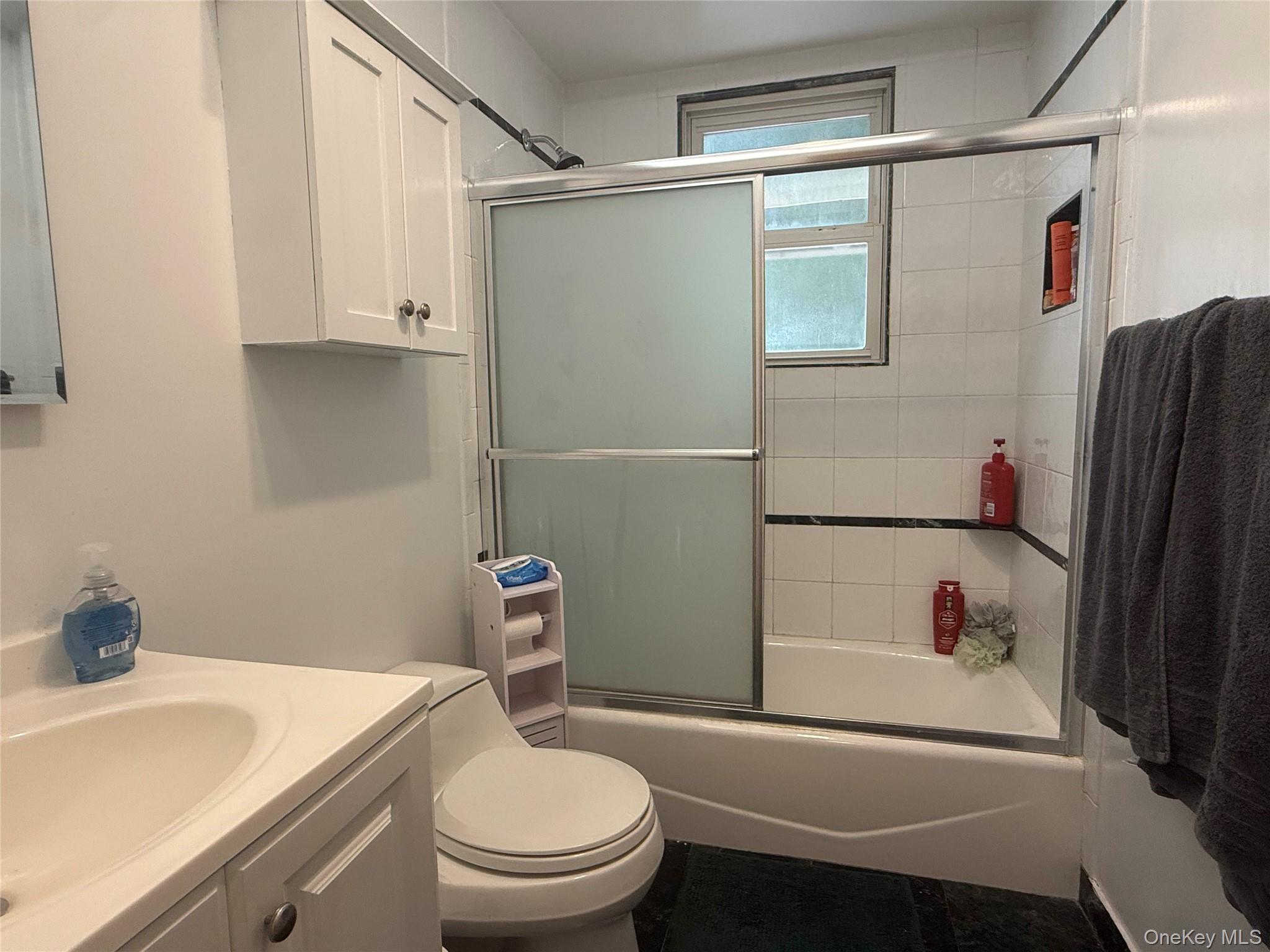 19 Cotswold Drive Property Photo 11