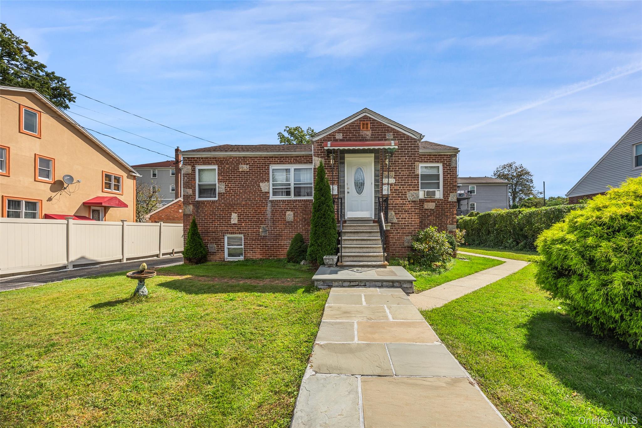 280 Kimball Avenue Property Photo 1