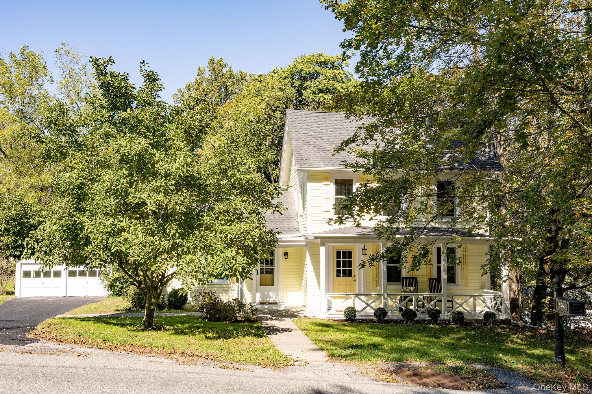 594 Washington Avenue Property Photo 1