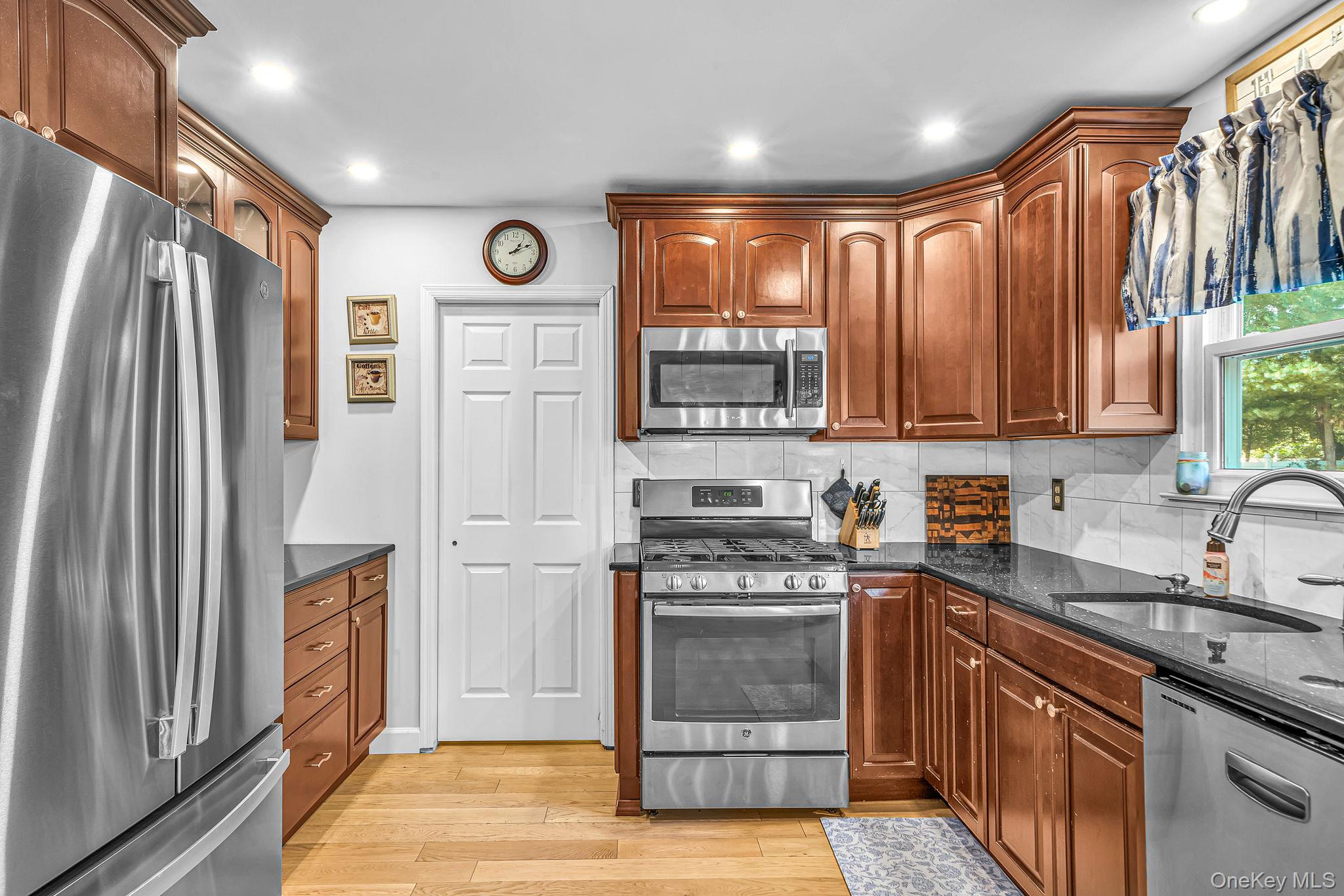 9 Alyssa Court Property Photo 5