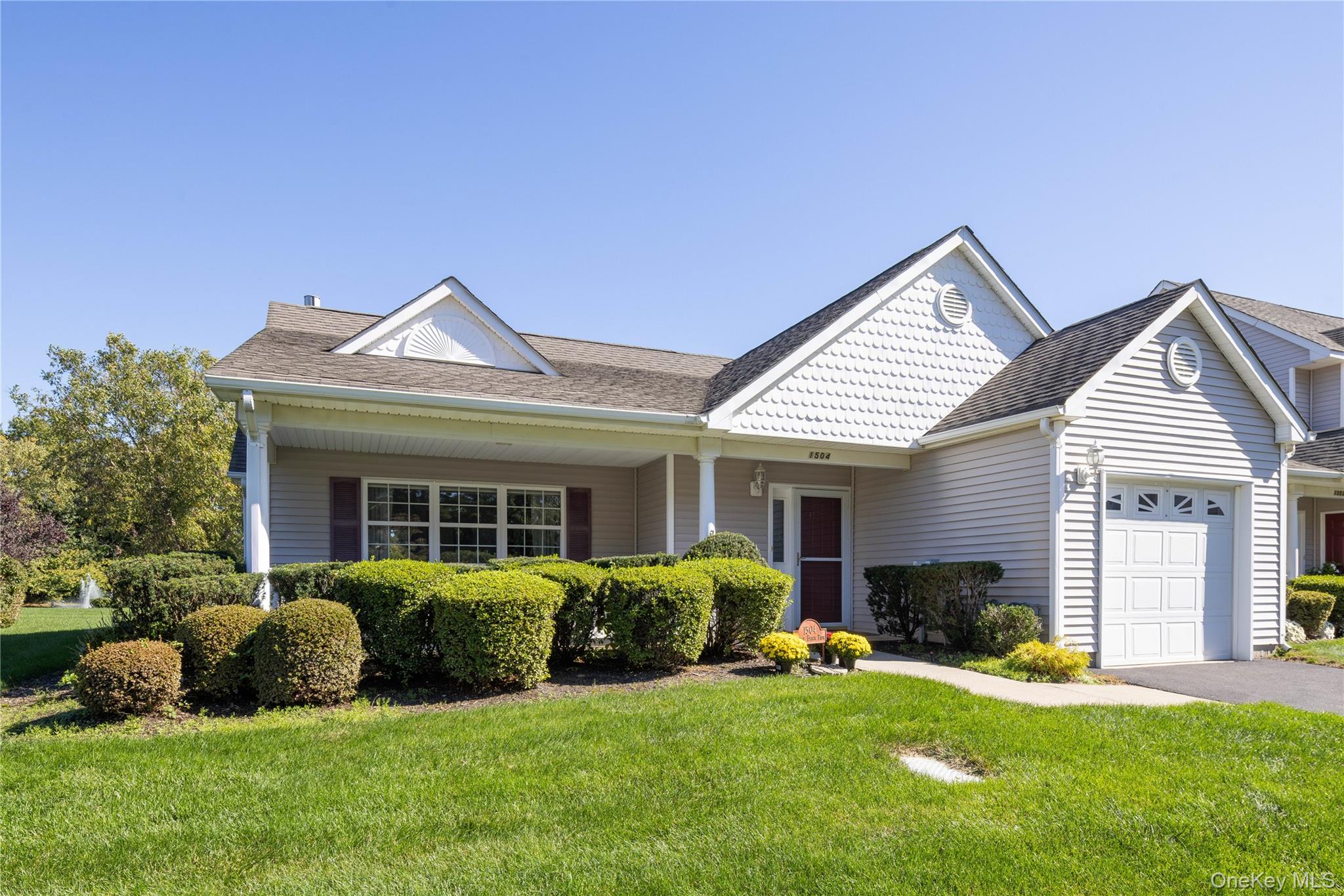 1504 Pebble Beach Path Property Photo 1
