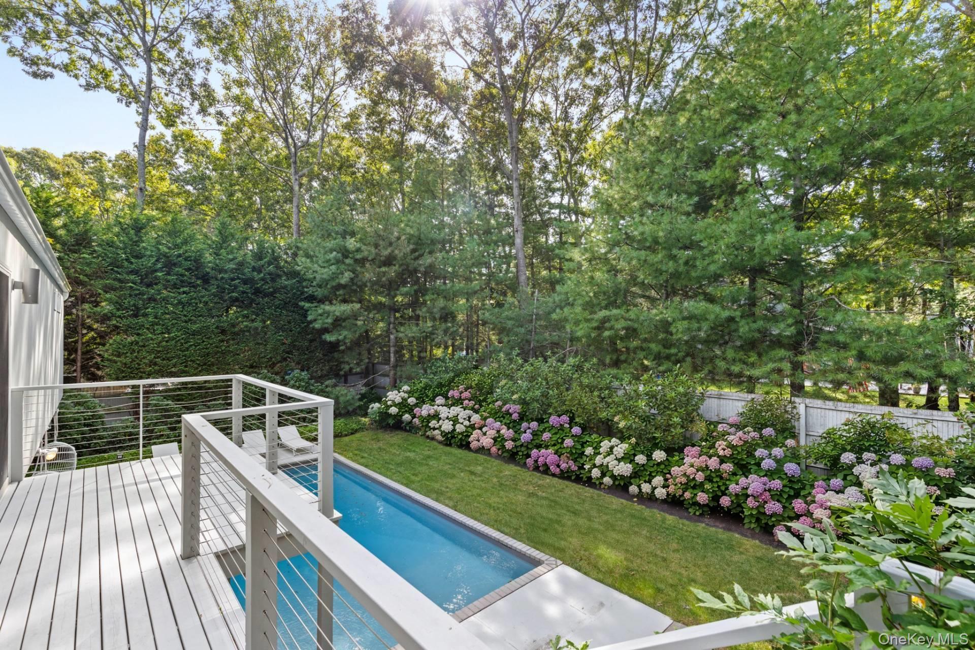 1039 Springs Fireplace Road Property Photo 7