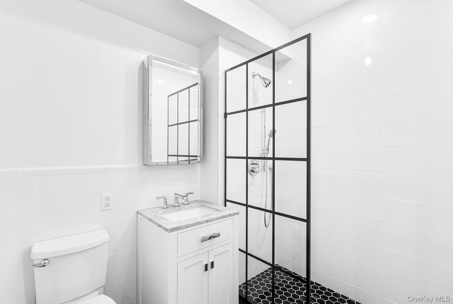 206 Main Street 2 Property Photo 15
