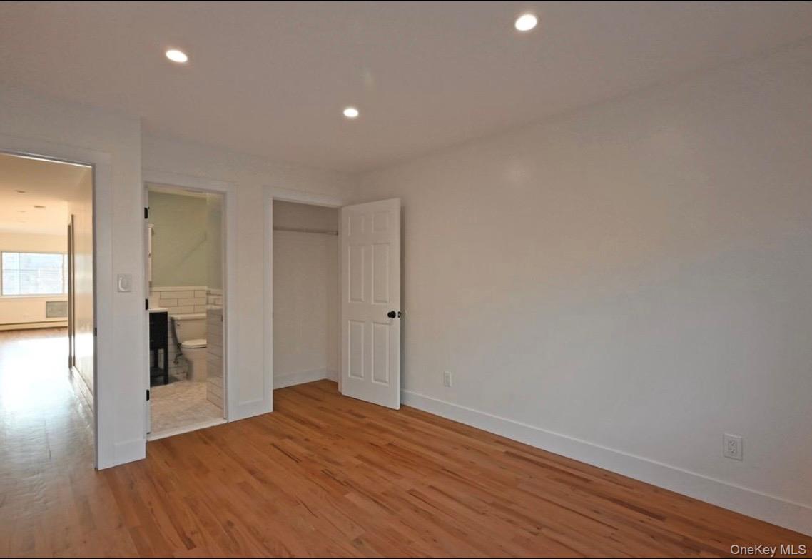19-43 76th Street 3fl Property Photo 6