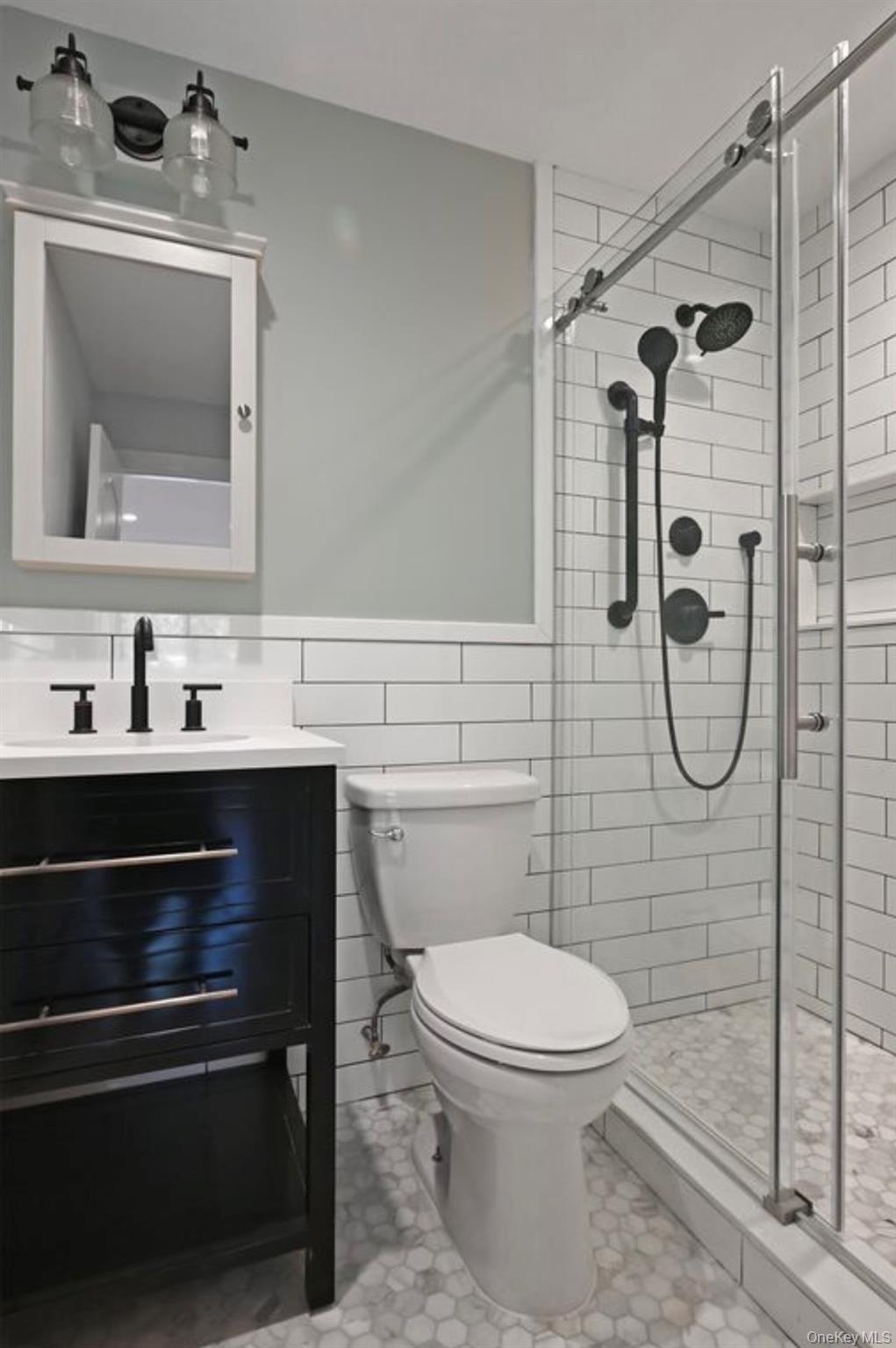 19-43 76th Street 3fl Property Photo 11
