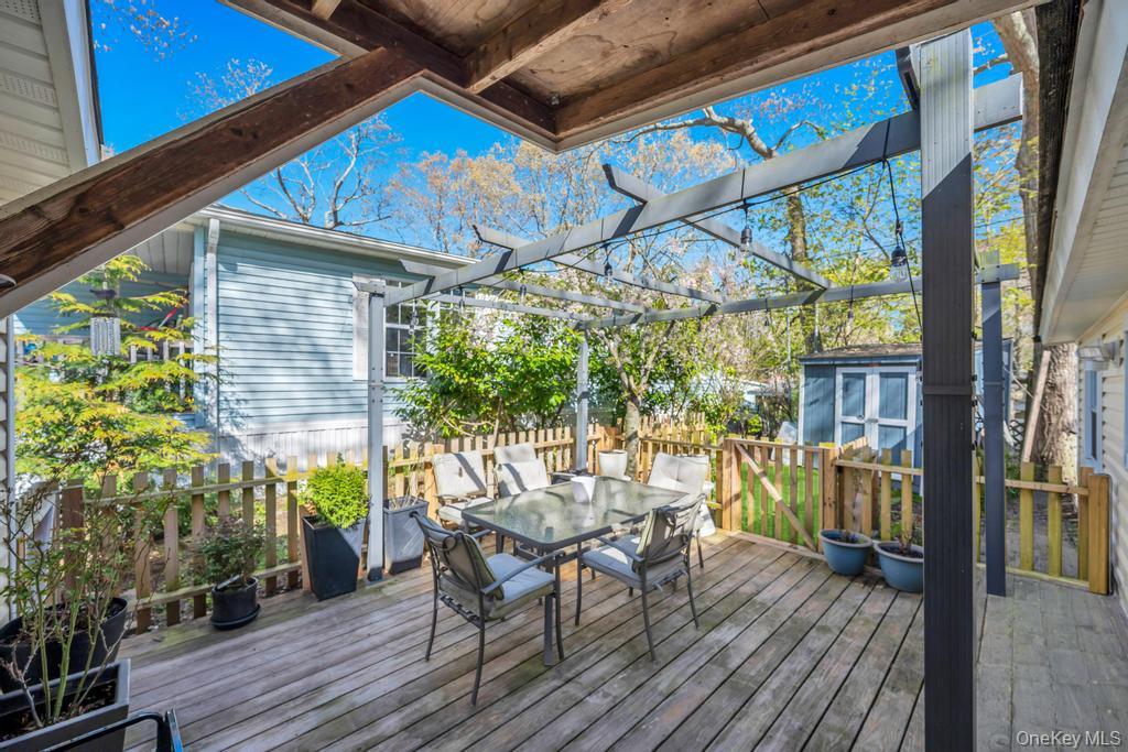 229 W Montauk Highway 87a Property Photo 20