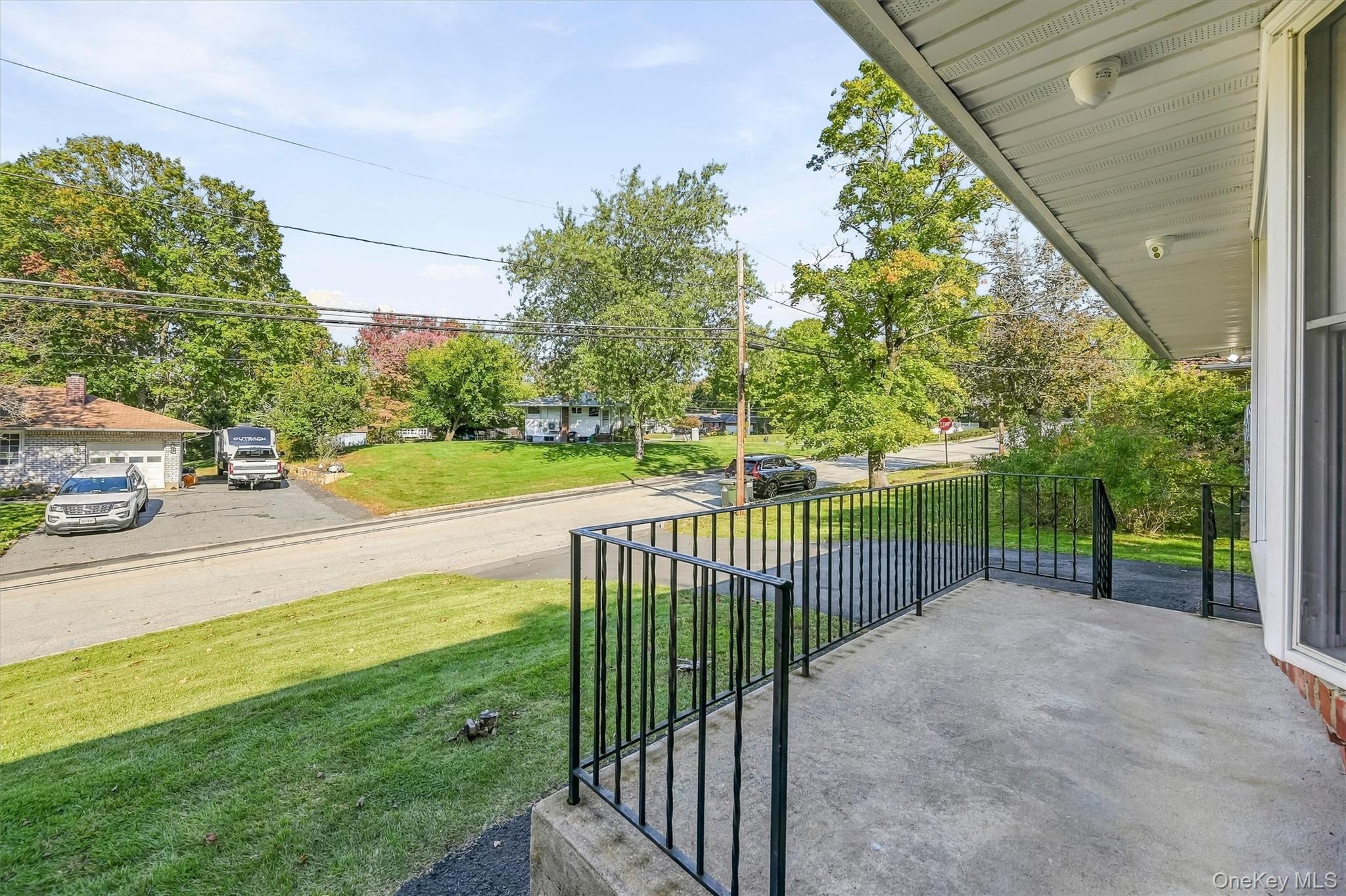 7 Woodridge Drive Property Photo 5