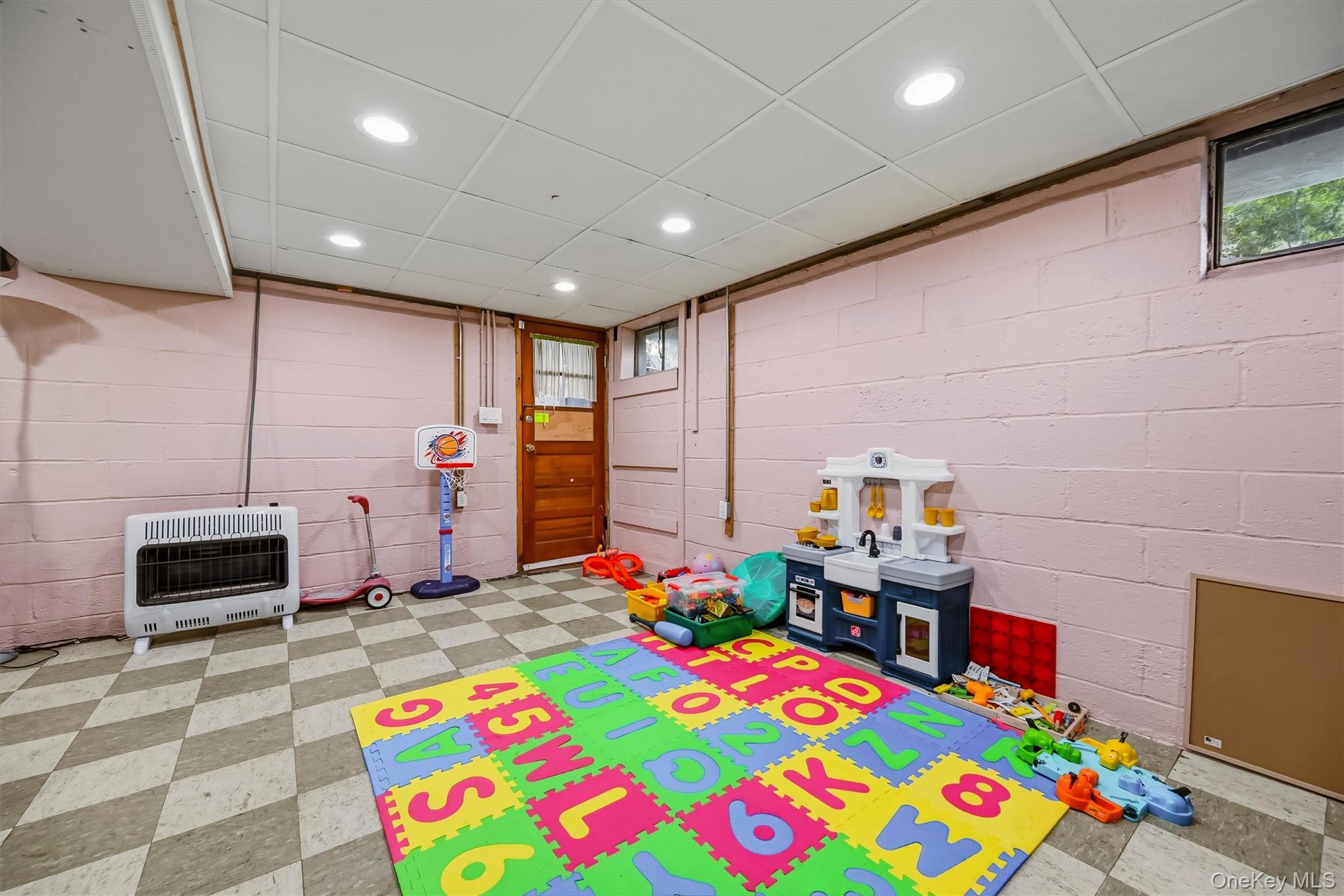 7 Woodridge Drive Property Photo 32