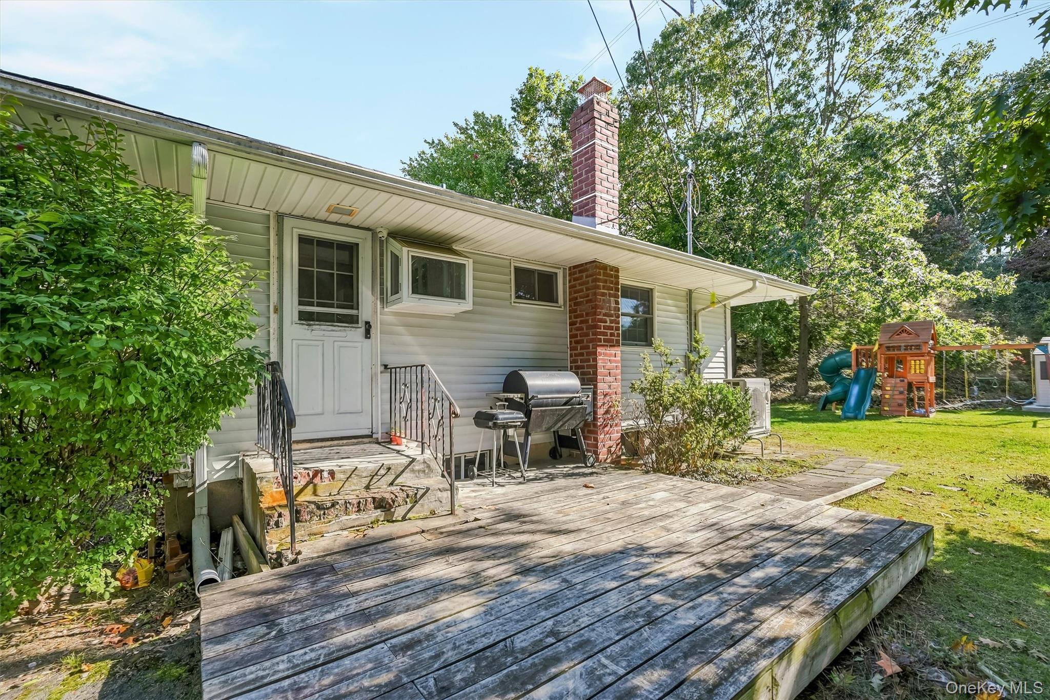7 Woodridge Drive Property Photo 41