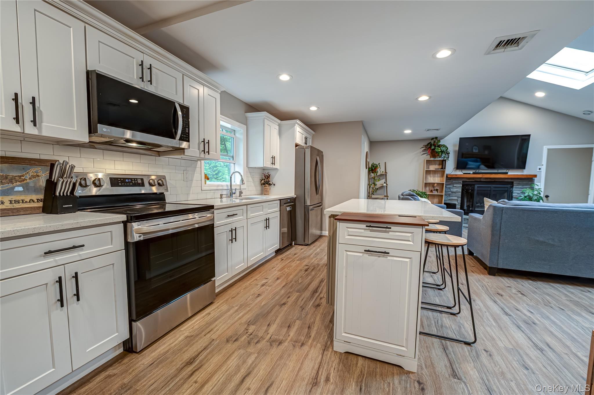 40 Lyman Road Property Photo 8