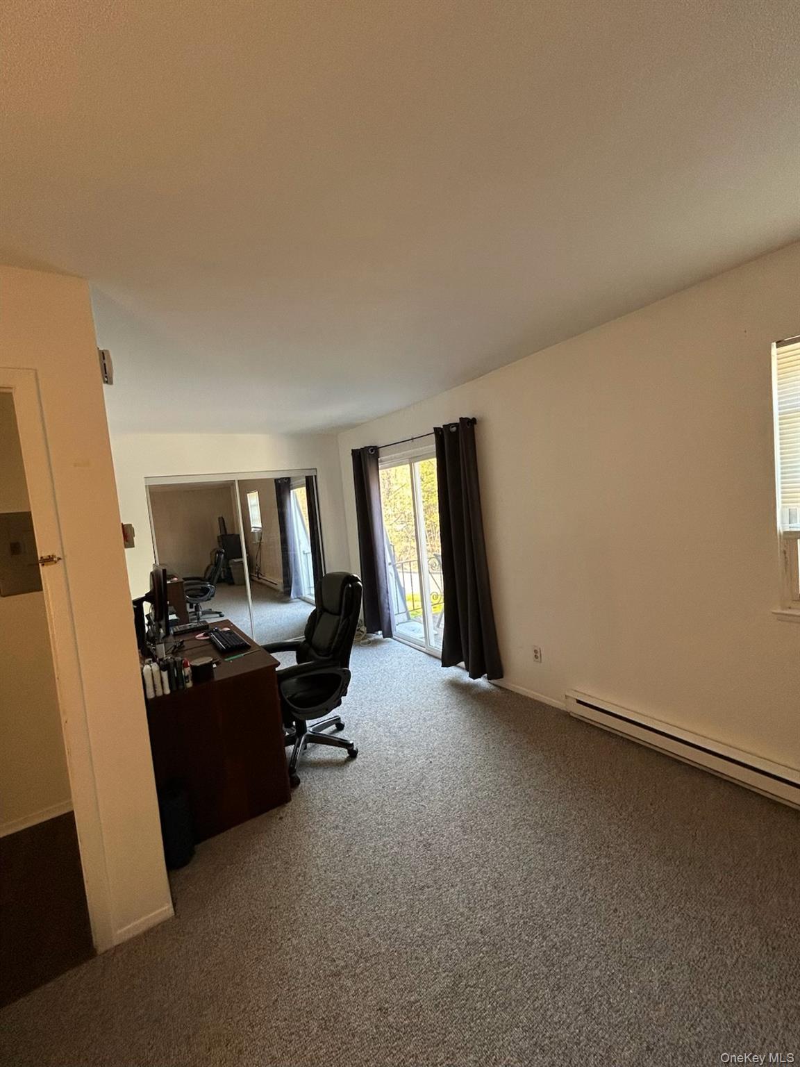 17 White Gate Road G Property Photo 3