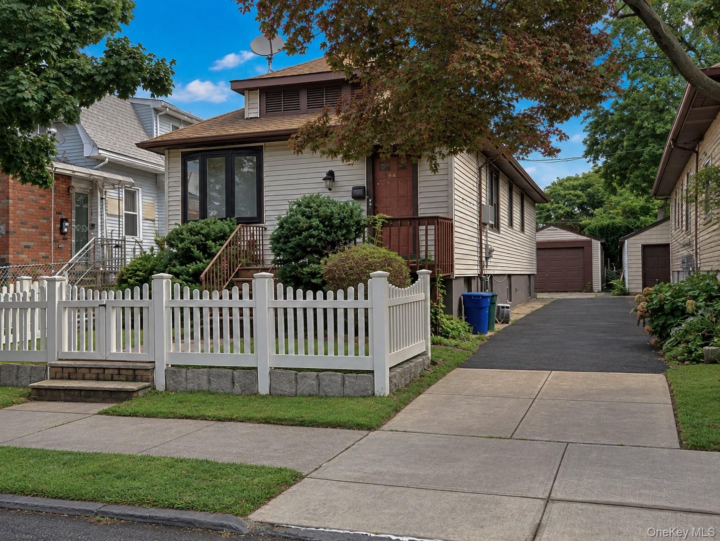940 Edison Avenue Property Photo 1