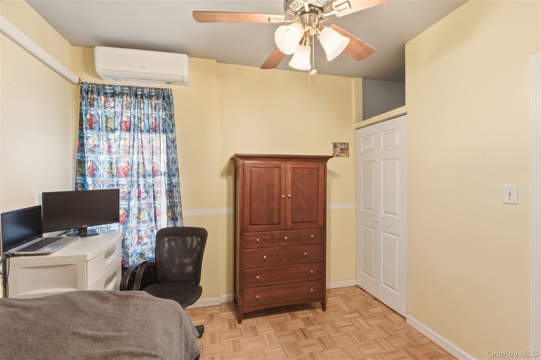 2239 Tiebout Avenue Property Photo 10