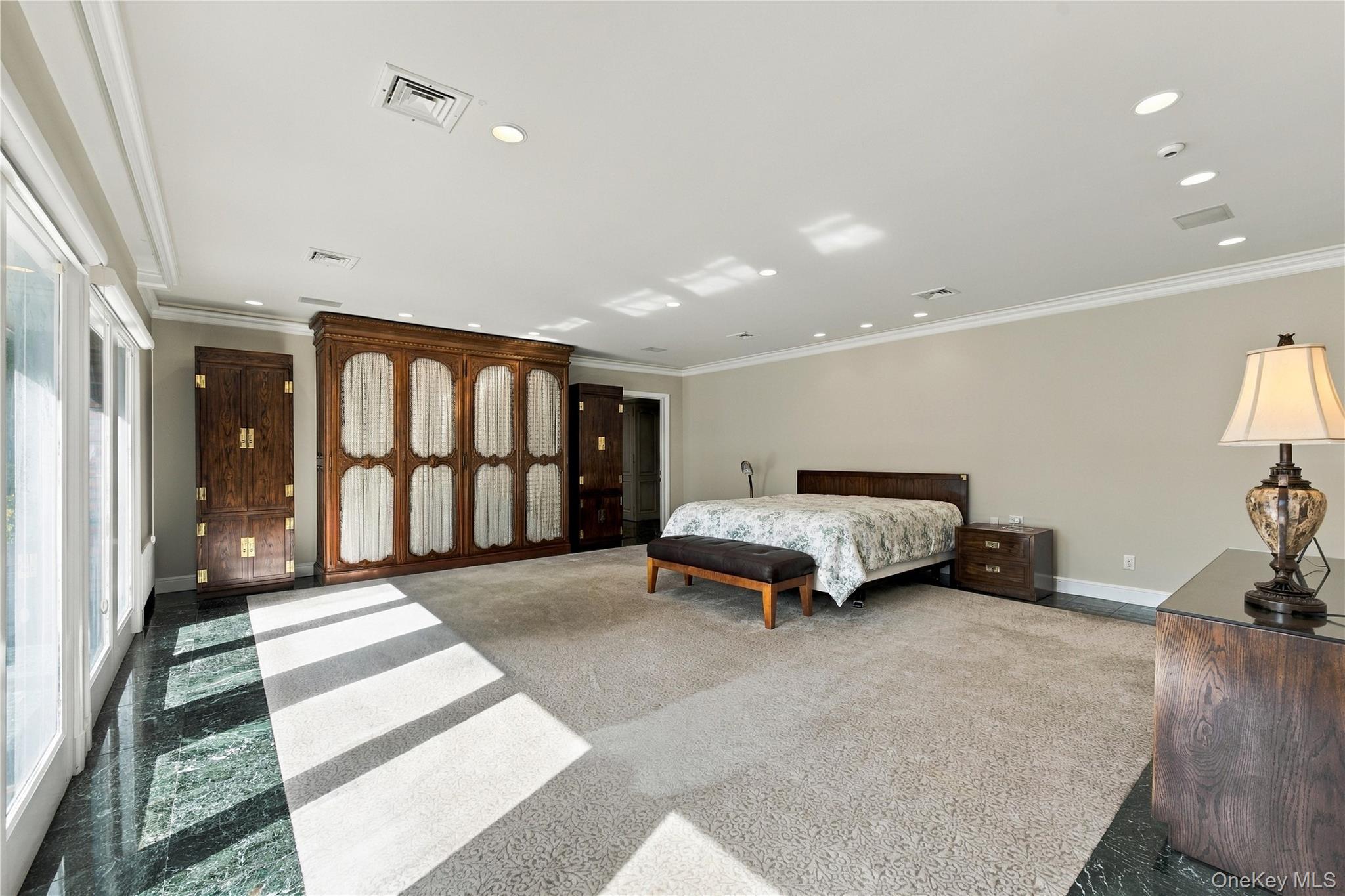 1335 Club Drive Property Photo 34