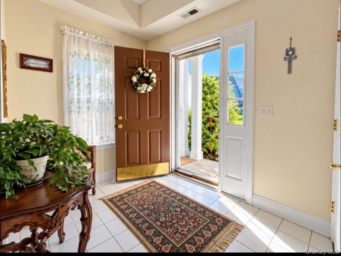 33 Perri Circle Property Photo 2