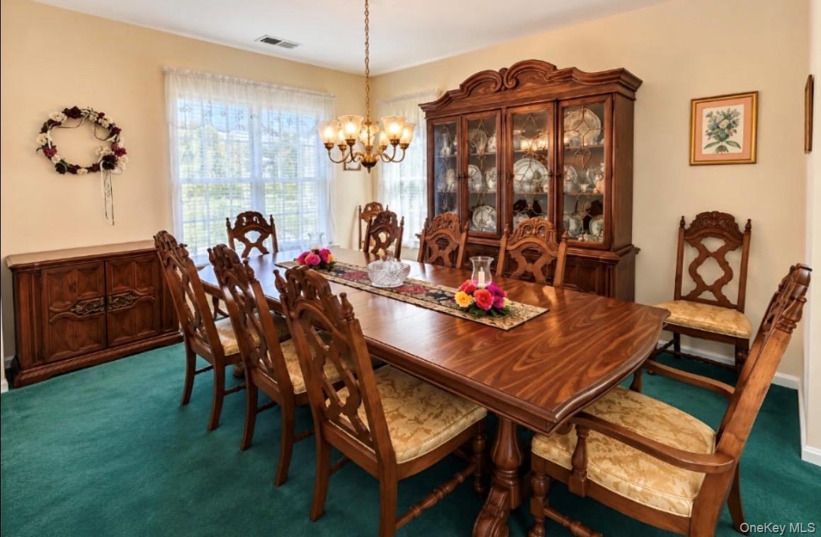 33 Perri Circle Property Photo 8