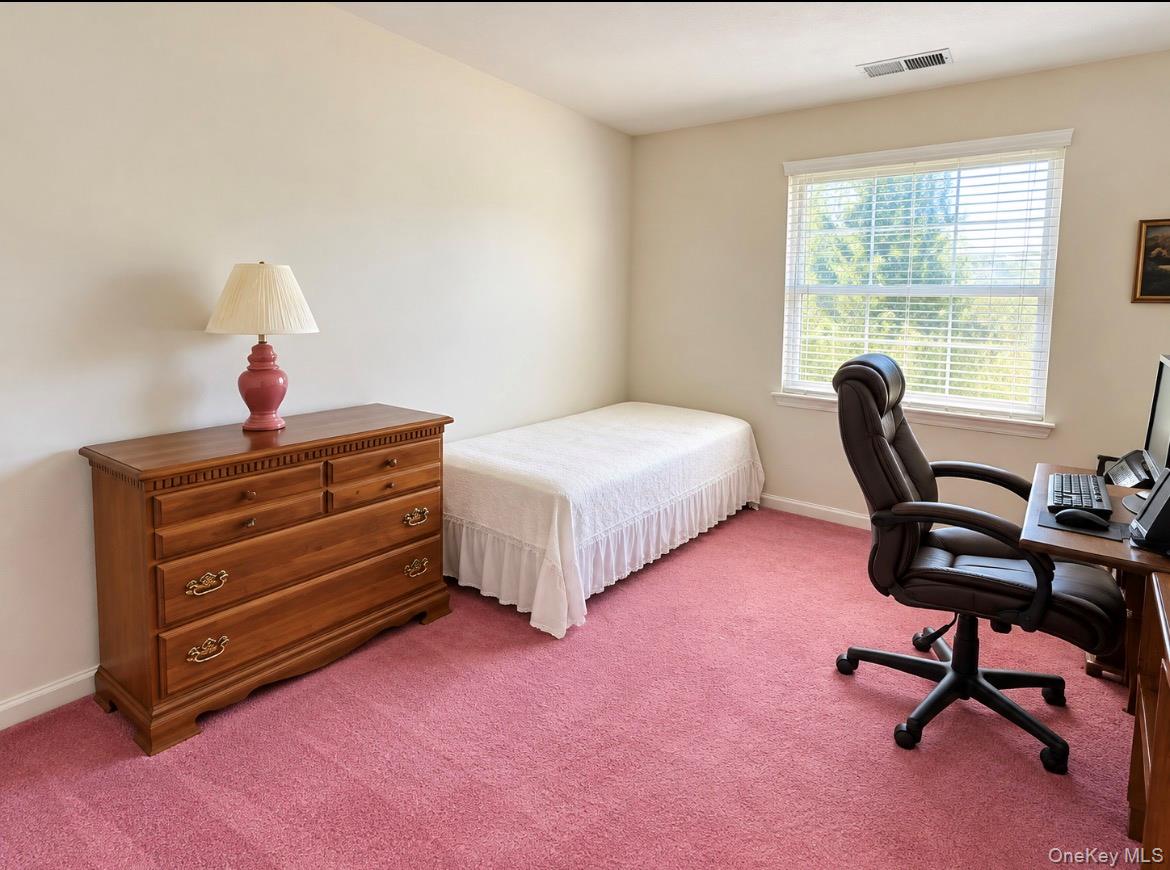 33 Perri Circle Property Photo 15