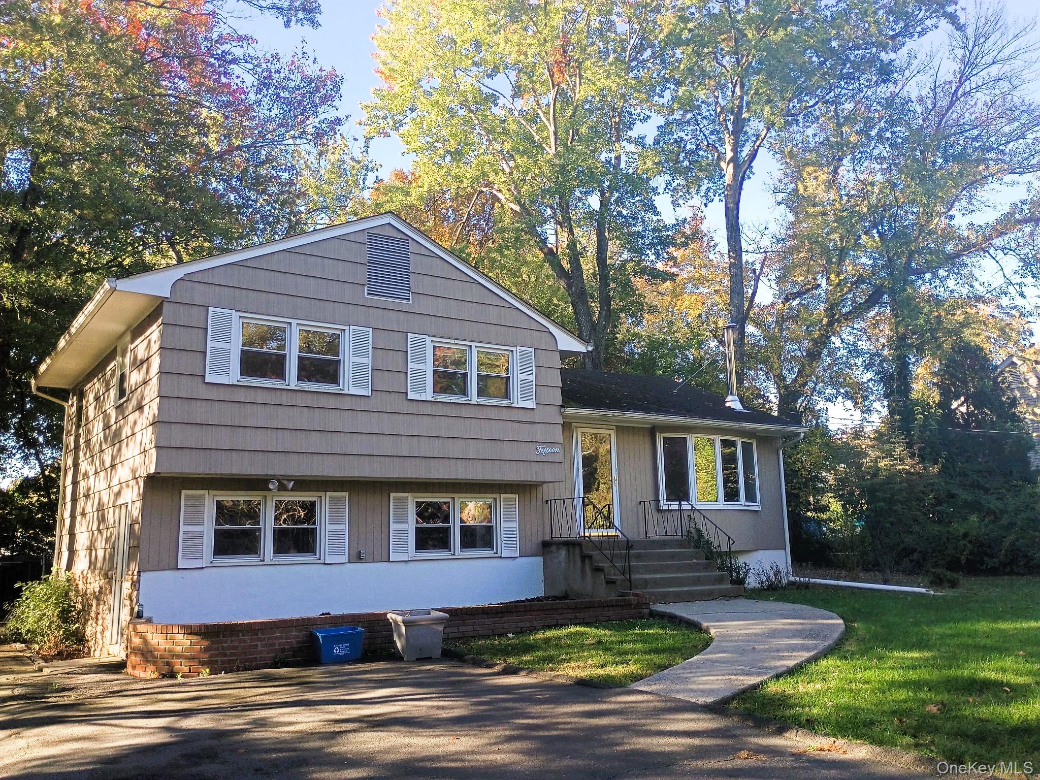 15 Oak Road Property Photo 1